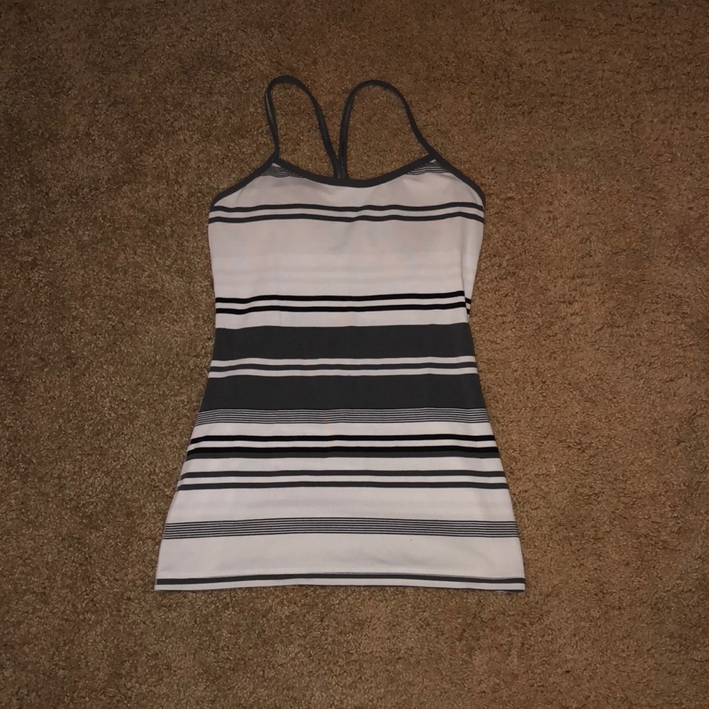 Lululemon tank size 6